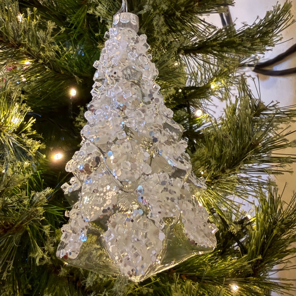 Balsam Hill Nordic Frost glass Christmas Tree Ornament 4.5”